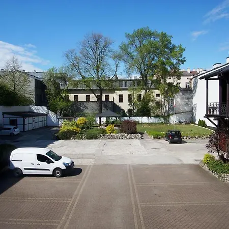 Patria Apartment *